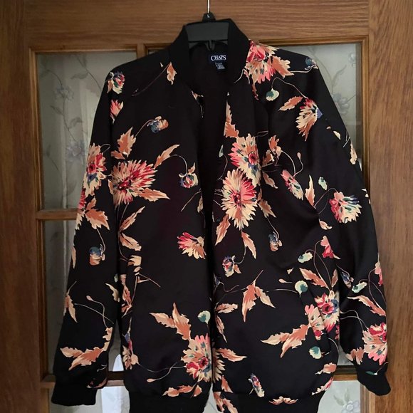 Champs - Picture 2 of 2